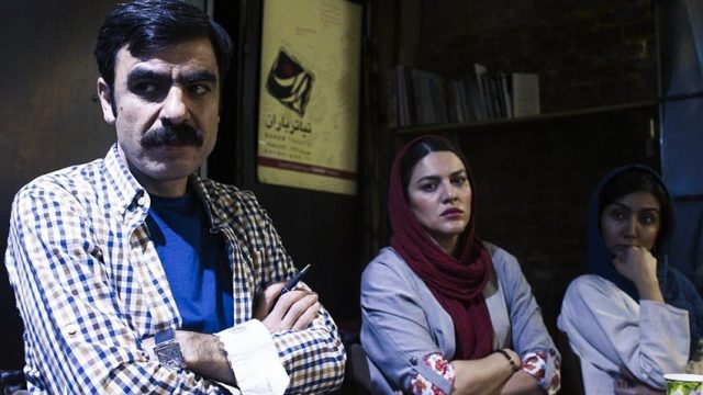 حسین کیانی: برای تئاتر خارج از تئاتر تصمیم نگیریم