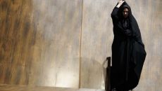 نقد نمایش «و چند داستان دیگر» به کارگردانی پیام لاریان