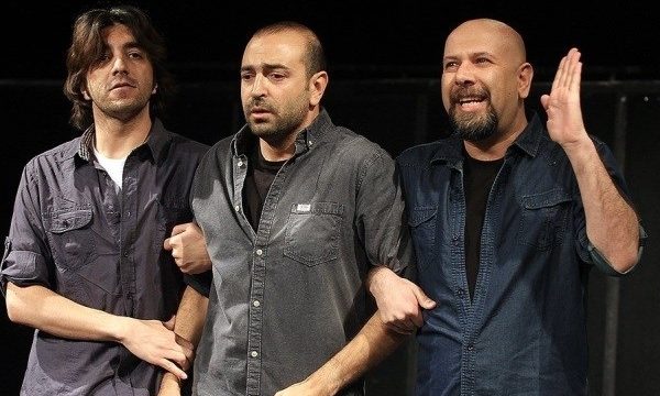 حضور هنرمندان چهره‌های سینمایی در تئاترهای در حال اجرا