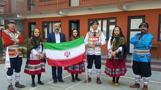 «اشک عروس» پیام دوستی را به جهان مخابره می‌ کند