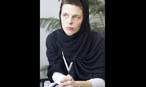 اولين بار است كه با ۳ نمايش در يك جشنواره‌ شركت می‌كنم