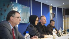 «هملت» را هیچگاه در آمریکا اجرا نمی کنم