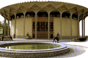 اجرای پنج اثر نمایشی در تالارهای مختلف مجموعه تئاتر شهر