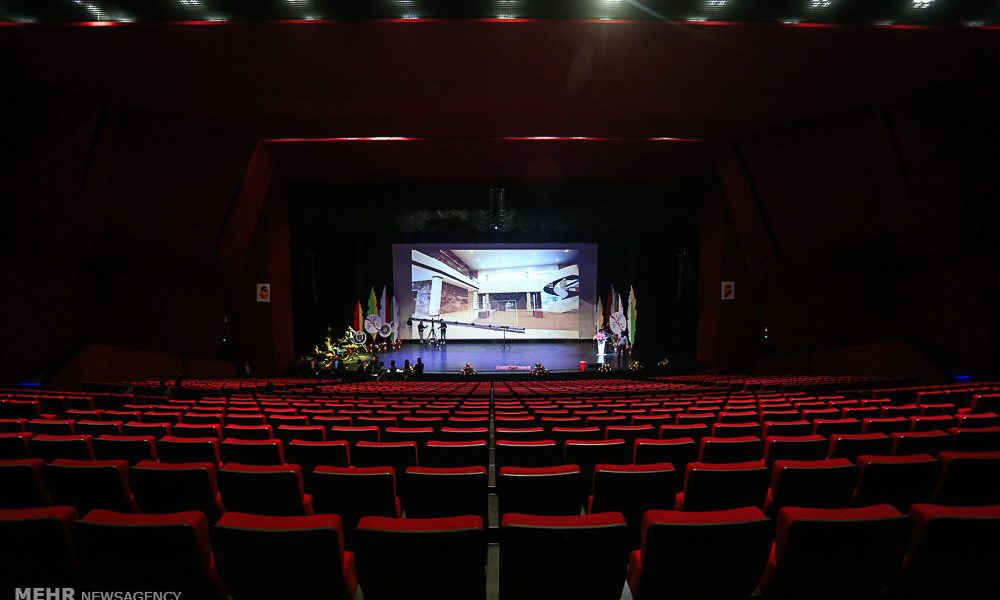 پردیس تئاتر تهران با «چرتکه» به سوگ فاطمی می‌نشیند