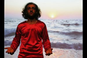 «سیاه و غزال» با سرمایه شخصی تولید شد