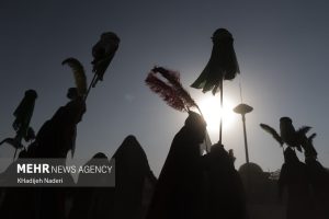 قصه کربلا به «سر» رسید/ بر زینب(س) در «بازار شام» چه گذشت؟