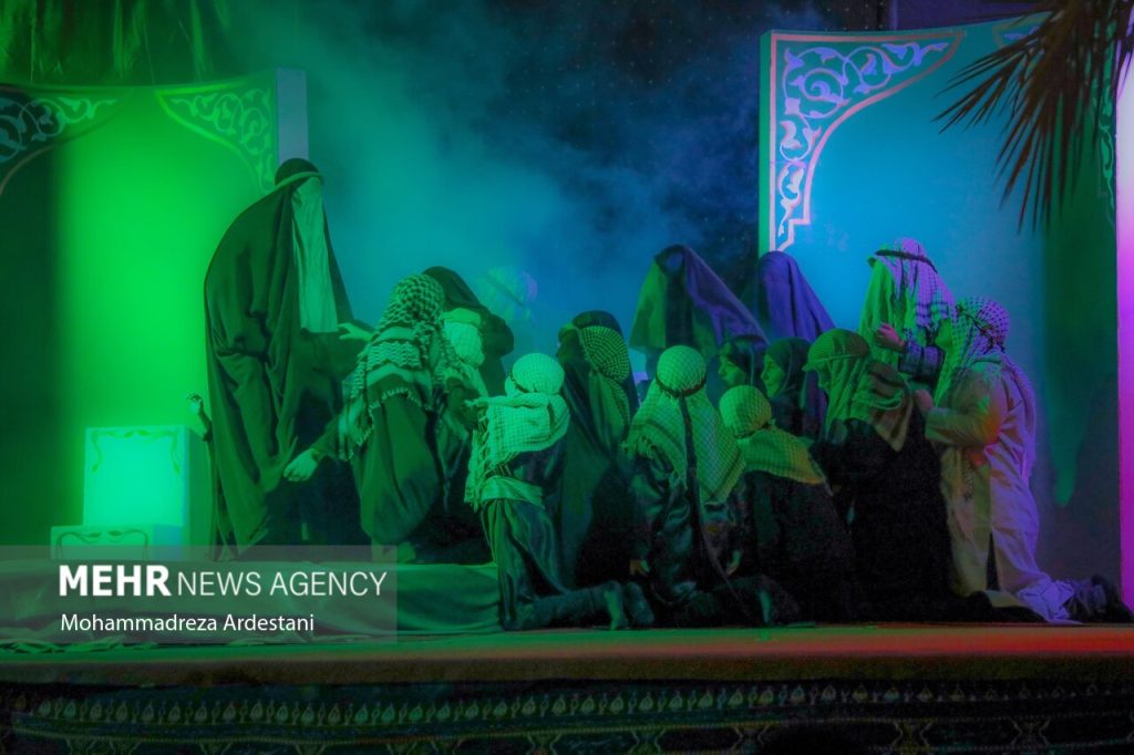 اجرای تئاتر شیدای زمان