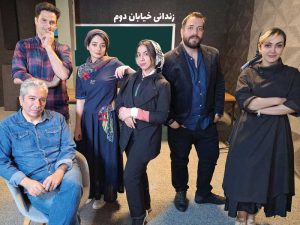 نمایشنامه‌خوانی «زندانی خیابان دوم» در سالن اصلی عمارت ارغوان