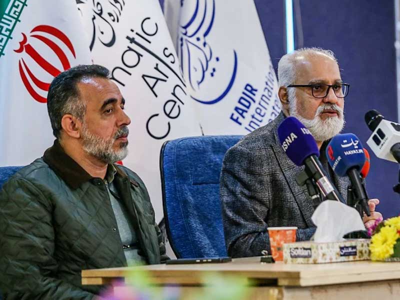 نشست خبری جشنواره تئاتر فجر در تئاتر شهر با حضور کاظم نظری و حامدسقایان دبیر این رویداد برگزار شد