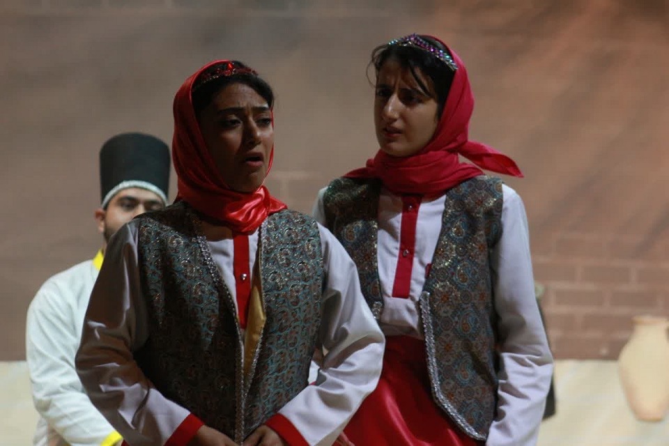 تئاتر آبگوشت زهرماری شهرستان انار