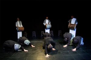 ترس از دست‌دادن روی صحنه تئاتر!/ ماجرای «و آن‌ها … یزله» چیست؟