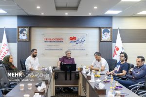تئاتر ایران درحد لیگ دسته پنجم فوتبال است/لزوم نظارت برکیفیت آثار