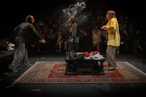 تمدید اجرا و تغییر ساعت نمایش «بی‌پایانی…» در تئاتر شهر