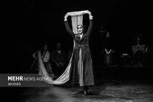 نمایش «سی و یک رویا»