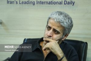 نشست با عوامل نمایش «ترانه‌های تِب»