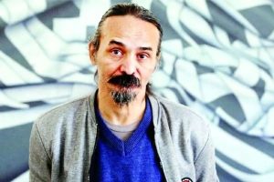 رضا آشفته پس از یک دهه به صحنه بازمی‌گردد
