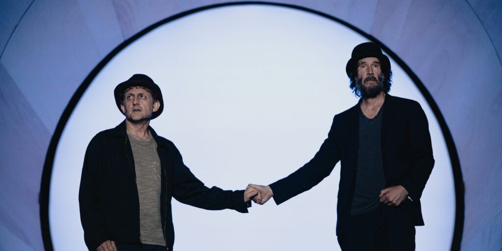 پایان اجرای «در انتظار گودو» با بازی «کیانو ریوز» و «الکس وینتر» در برادوی