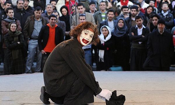 فراخوان یازدهمین جشنواره بین المللی تئاتر خیابانی مریوان