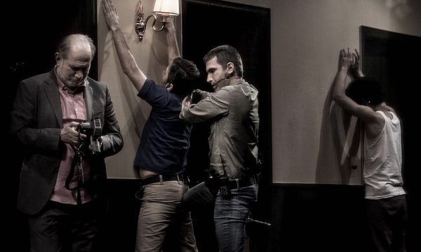 زمان اجرای نمایش «سوراخ» تمدید شد