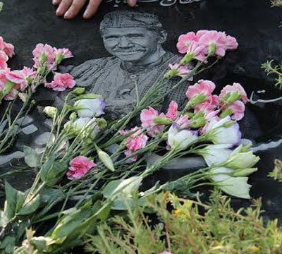 عوامل نمایش «انسانم آرزوست» از سعدی افشار رخصت گرفتند