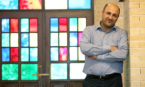 شهرام گیل آبادی و اولین اجرای تلگرامی در تئاتر