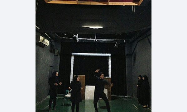 نمایشی که از فلسفه فصل‌ ها می‌ گوید