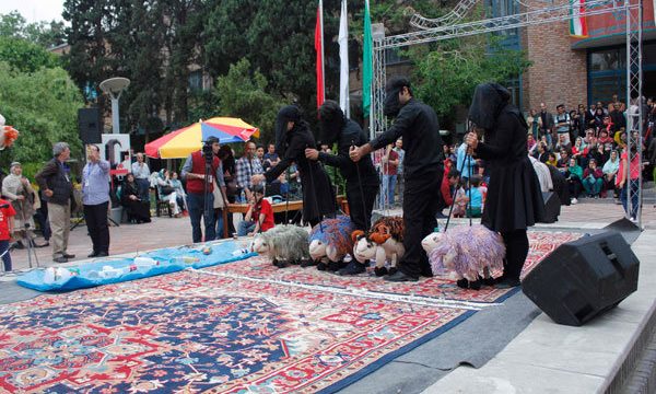 برنامه های اجرا شده در سومین روز جشن های خانه تئاتر