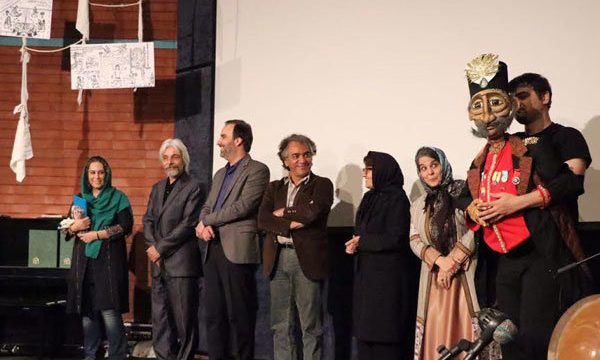 جشن‌های خانه تئاتر به روز هفتم رسید/ یادی از دنیا فنی‌زاده