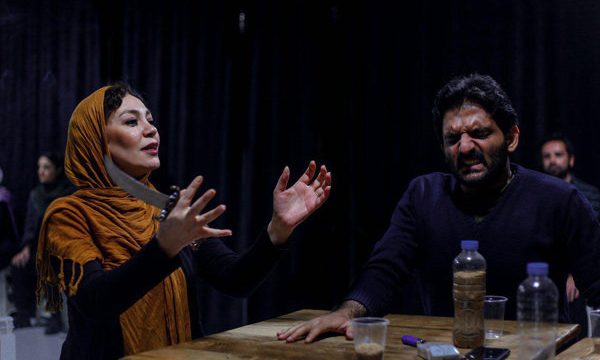 «مکبث» به عمارت روبرو می‌ رود