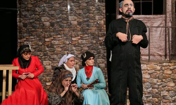 «عموزاده ای از ناکجا» قواعد را برهم می‌ زند