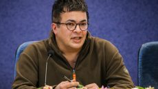 «لبخند با شکوه آقای رادی» نمایشگاه شد/ معرفی در قالب هنرهای تجسمی