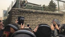 یک کورئوگرافی از آدم های در حال جابجایی در «ریموت تهران»