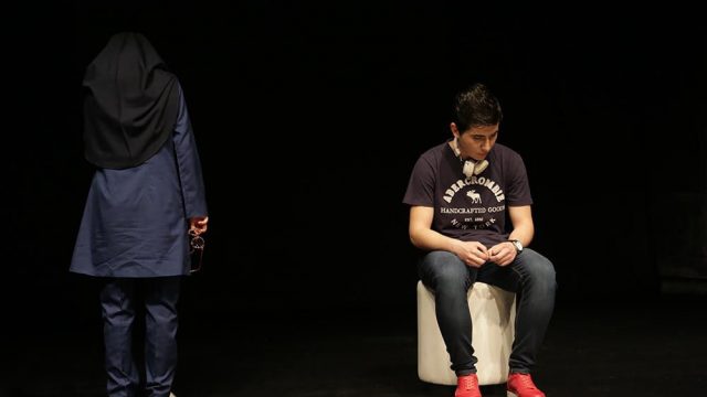 حاشیه‌ هایی که پررنگ‌ تر از متن هستند