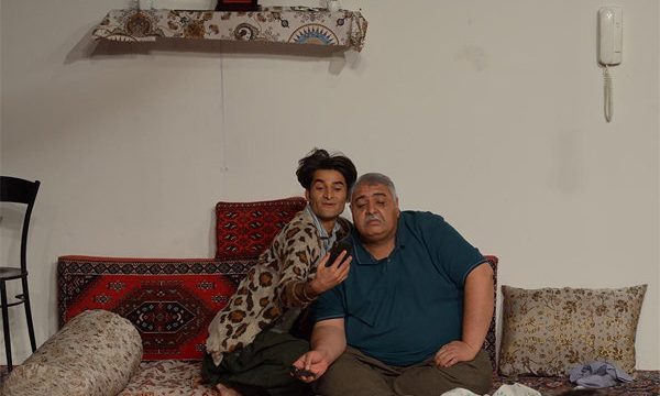 نباید بین تئاتر شهرهای مختلف تبعیض قائل شد