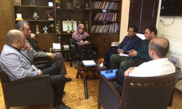 بررسی زمینه های همکاری مشترک برای ارتقای تئاتر دانشگاهی ایران