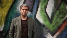 کتاب «زنانی که به بزها خیره شده‌اند» رونمایی می‌شود