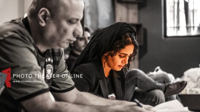 چراغ‌ صحنه با ستاره‌ها روشن است؟