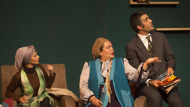 تصاویر نمایش دوباره اون آهنگ رو بزن سم